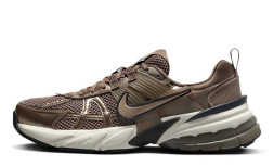 Nike V2K Run Khaki