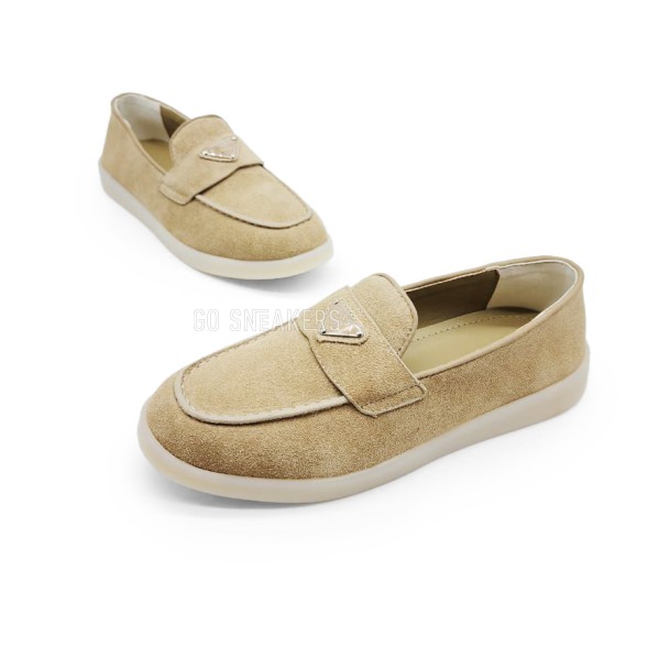 Женские мокасины Prada Mocassins Suede Beige